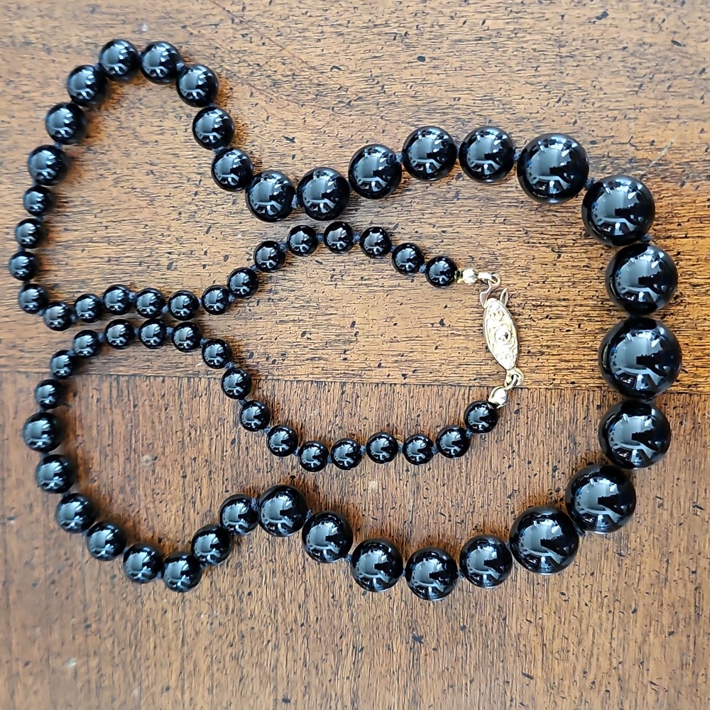 Vintage Black Onyx Beaded Necklace - Picture 6 of 7